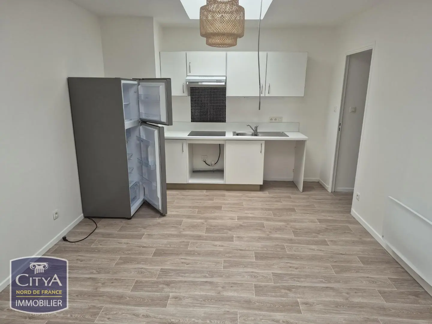 Photo 3 Appartement 1 pièce 77m²