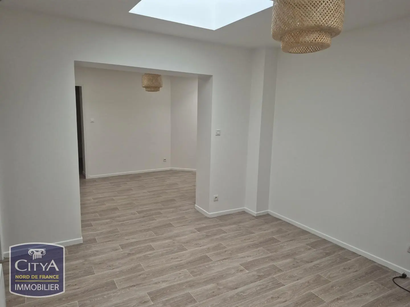 Photo 7 Appartement 1 pièce 77m²