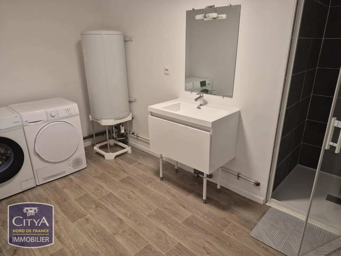 Photo 8 Appartement 1 pièce 77m²