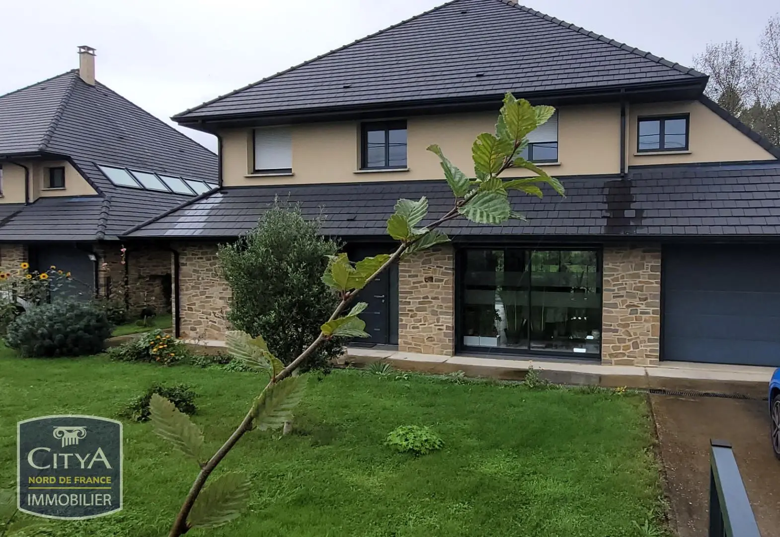 Photo 1 Maison 5 pièces 182.93m²