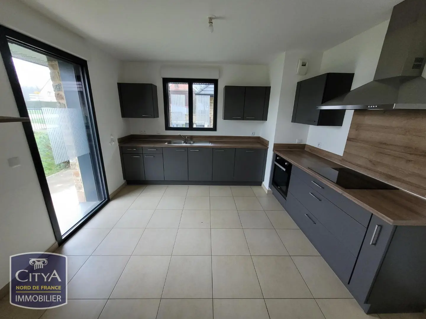 Photo 4 Maison 5 pièces 182.93m²
