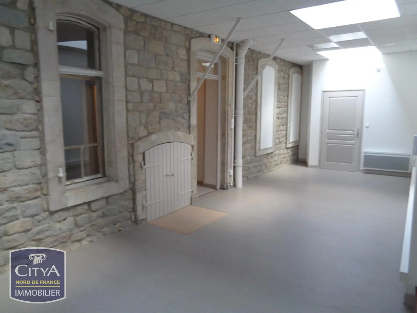 Photo 4 Local Professionnel 6 pièces 22.9m²