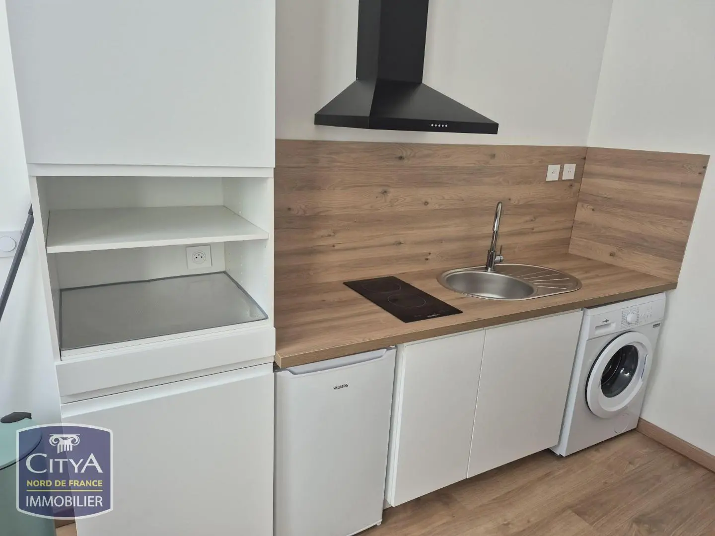 Photo 1 Appartement 1 pièce 29.09m²