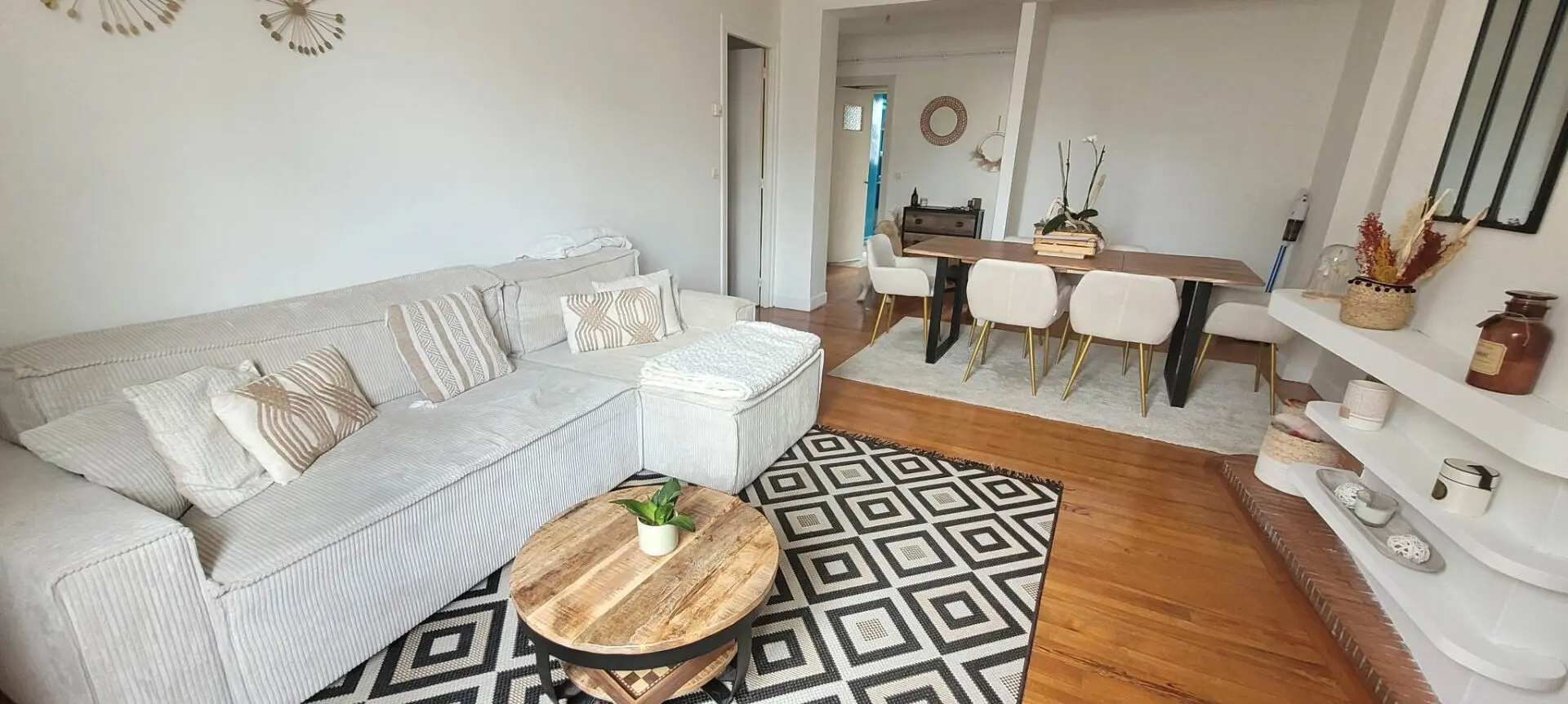 Photo 1 Appartement 2 pièces 58.4m²