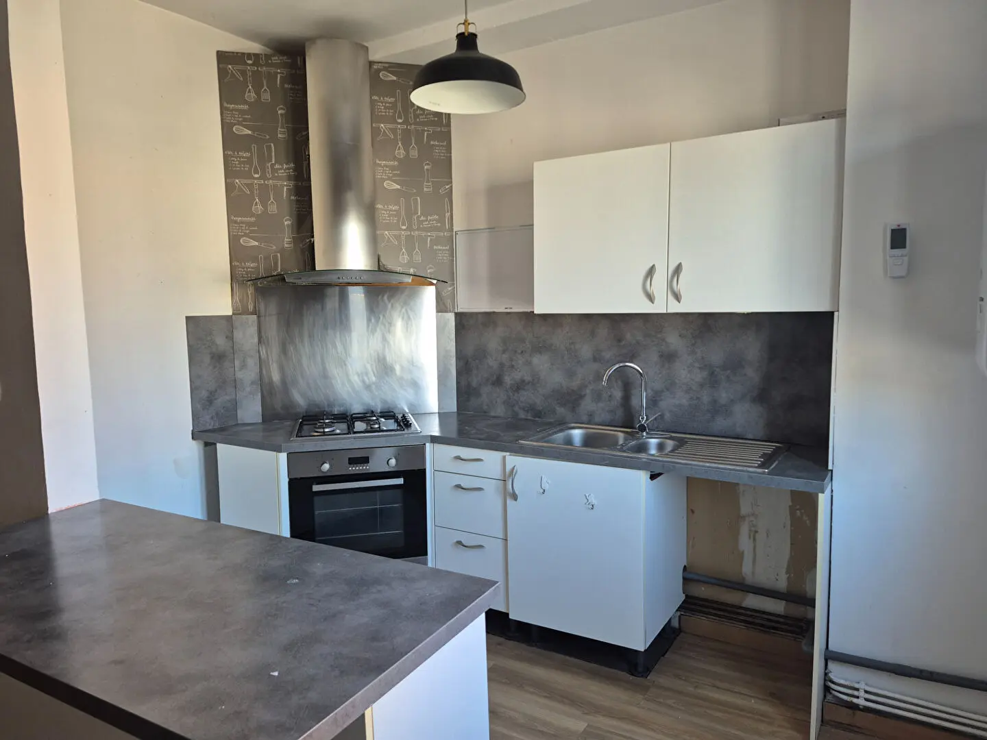 Photo 2 Appartement 4 pièces 80m²