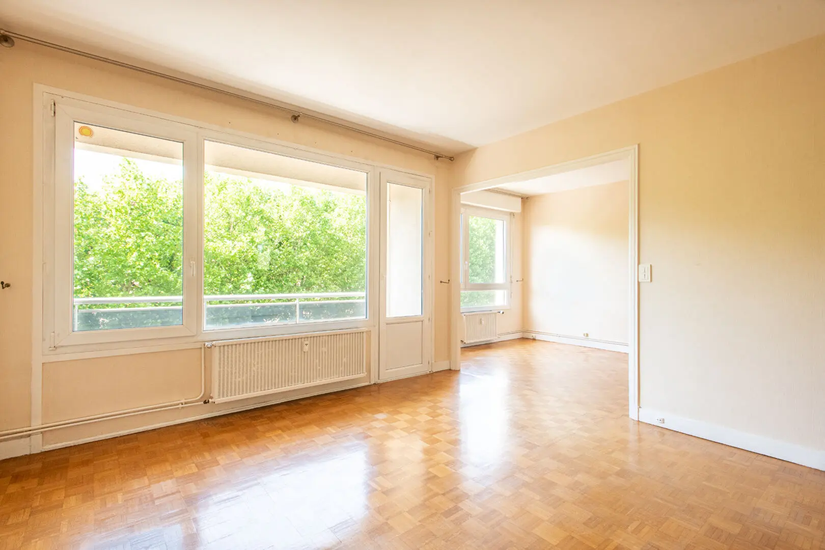 Photo 2 Appartement 4 pièces 96m²