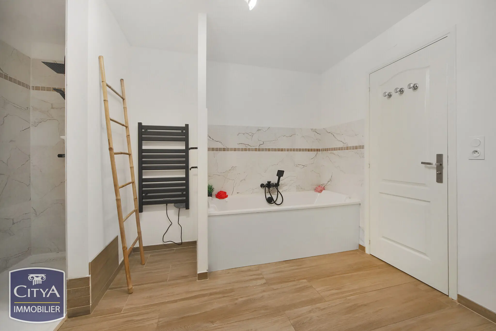 Photo 11 Maison 5 pièces 145m²