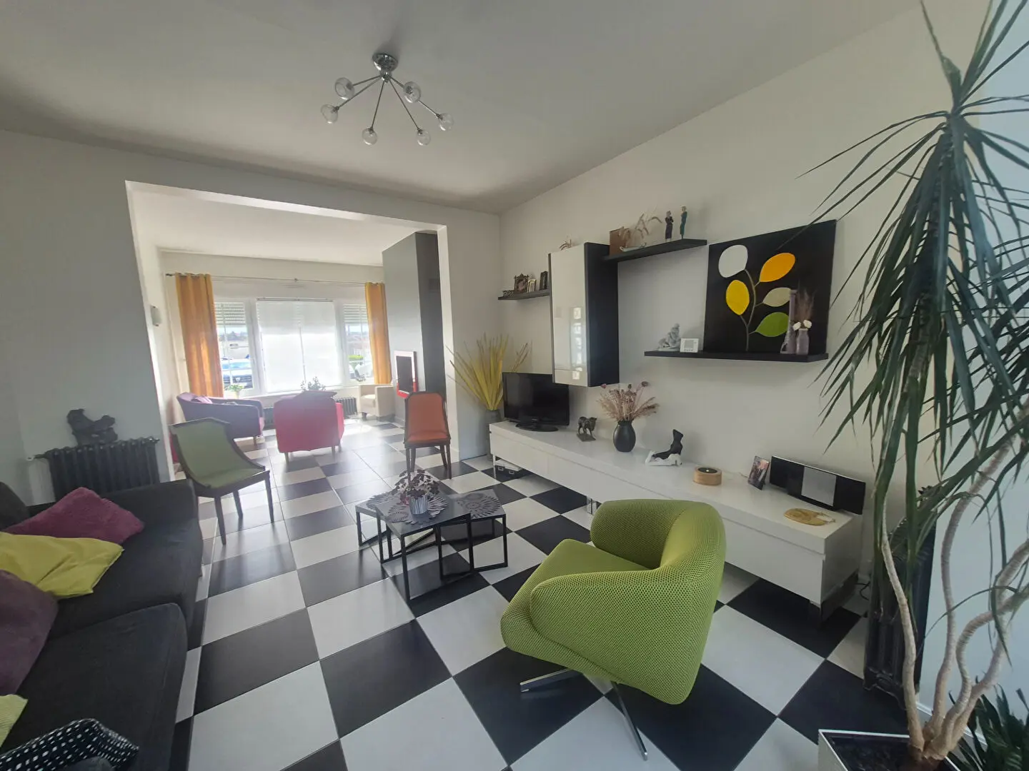 Photo 1 Maison 8 pièces 145m²