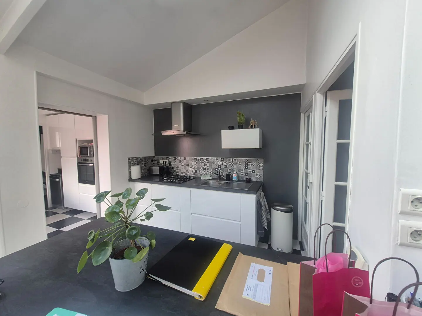 Photo 2 Maison 8 pièces 145m²