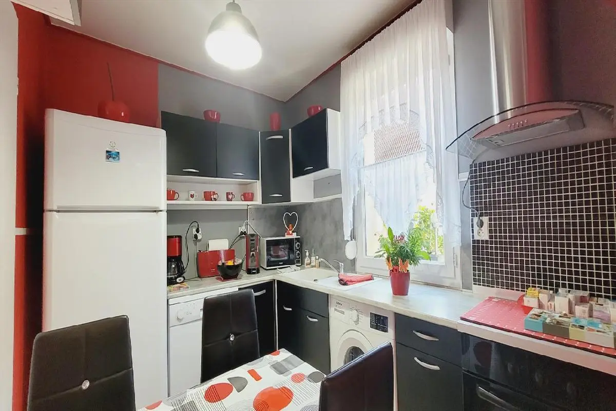 Photo 2 Maison 5 pièces 80m²