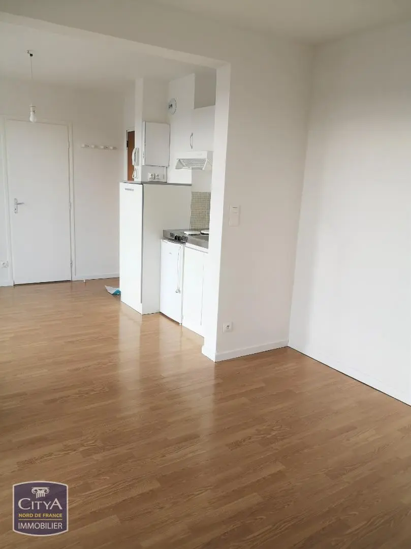 Photo 1 Appartement 1 pièce 21.9m²