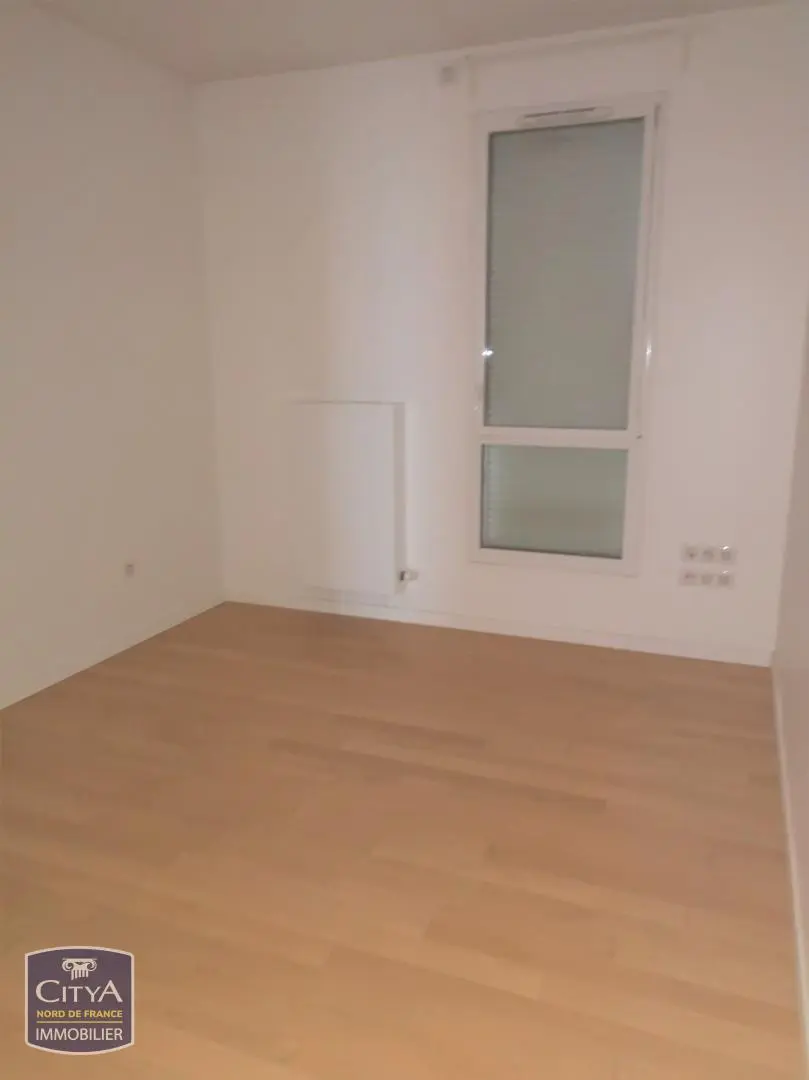 Photo 2 appartement Calais