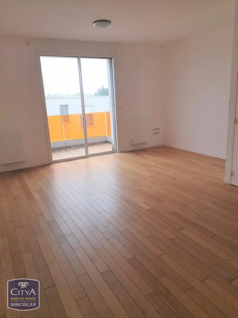 Photo 2 appartement Calais