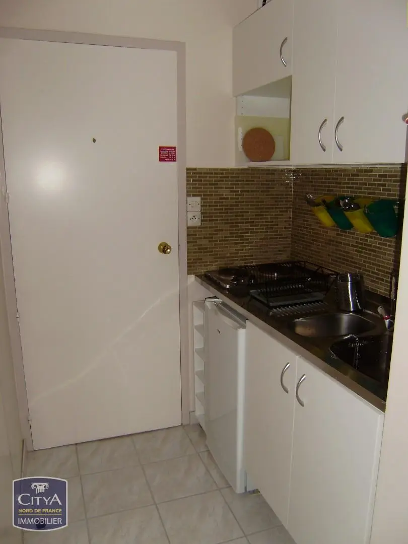 Photo 1 Appartement 1 pièce 13.51m²