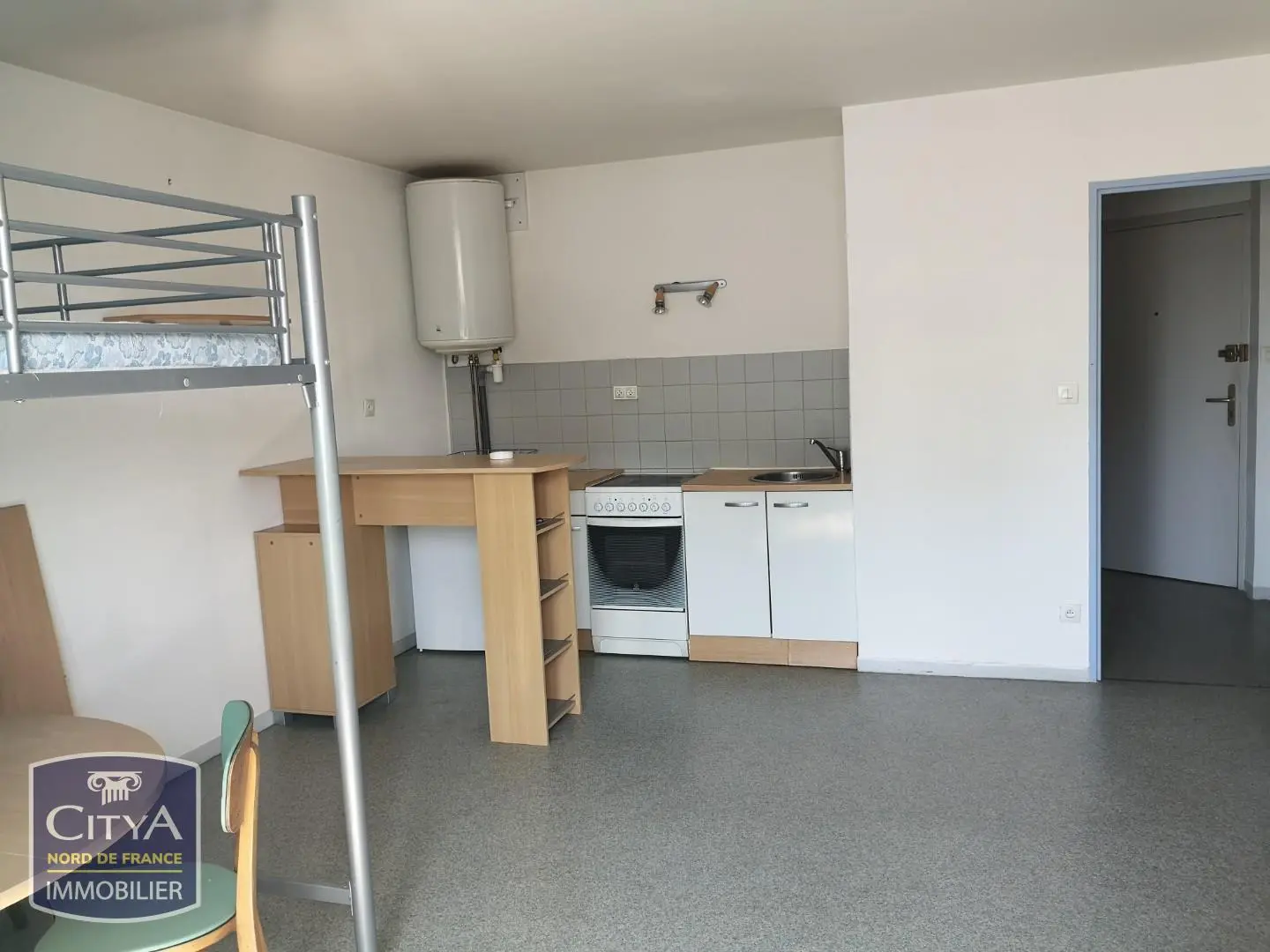 Photo 2 Appartement 1 pièce 29.47m²