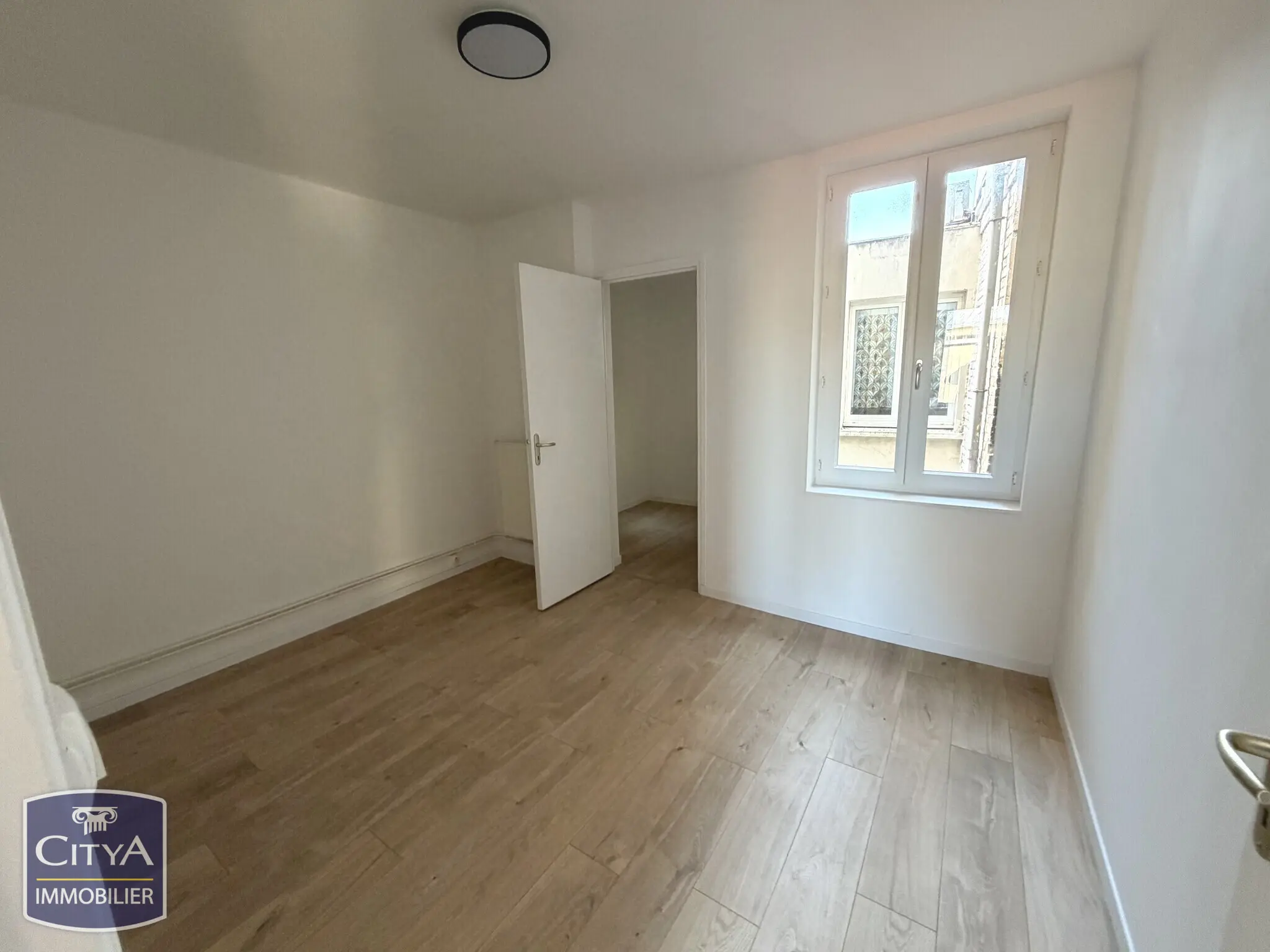 Photo 13 Immeuble 225.95m²