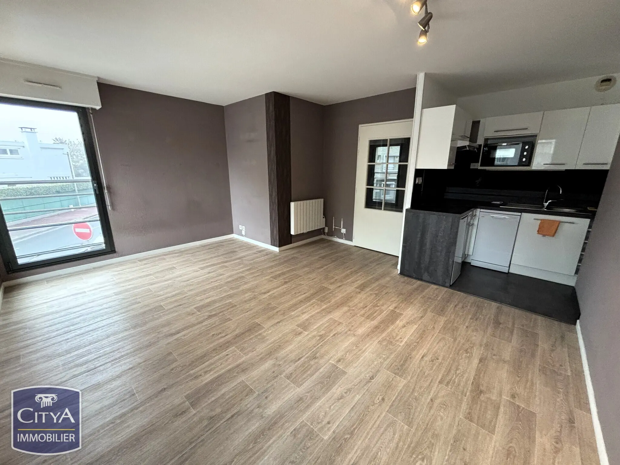 Photo 1 Appartement 1 pièce 30.35m²