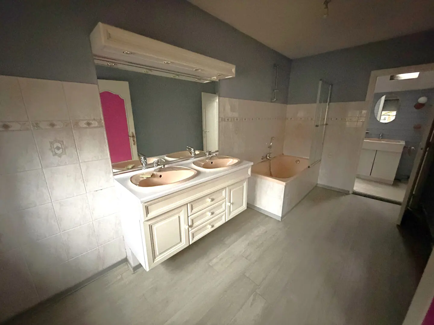 Photo 10 Immeuble 4 pièces 150m²