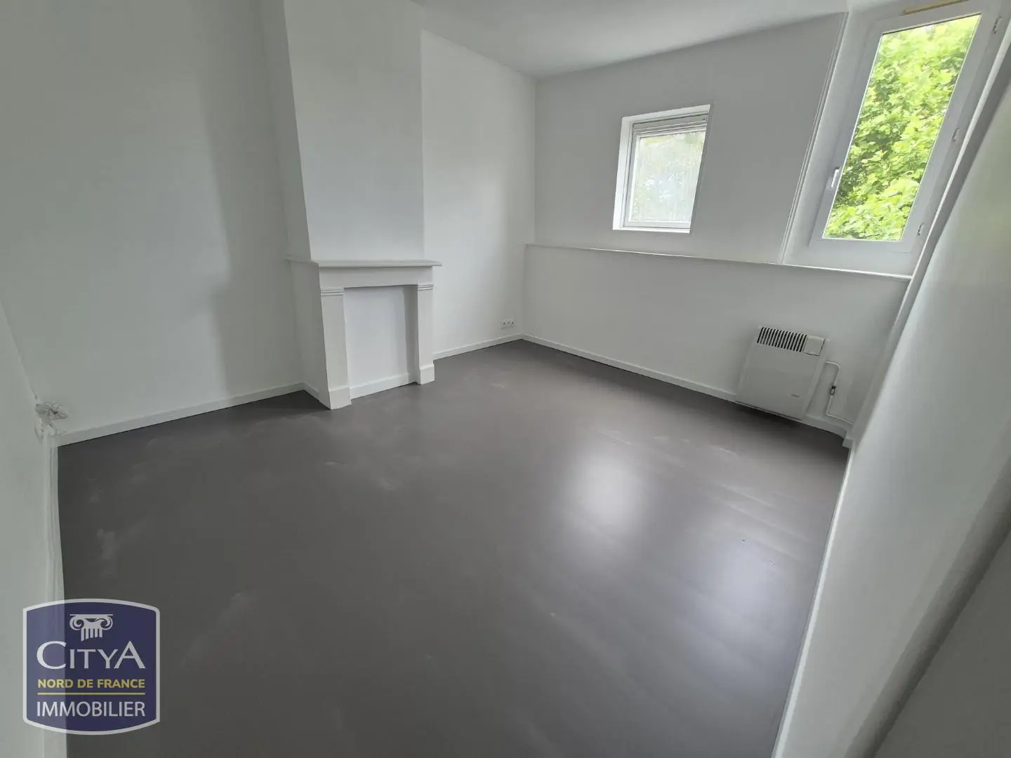 Photo 1 Appartement 1 pièce 24.76m²