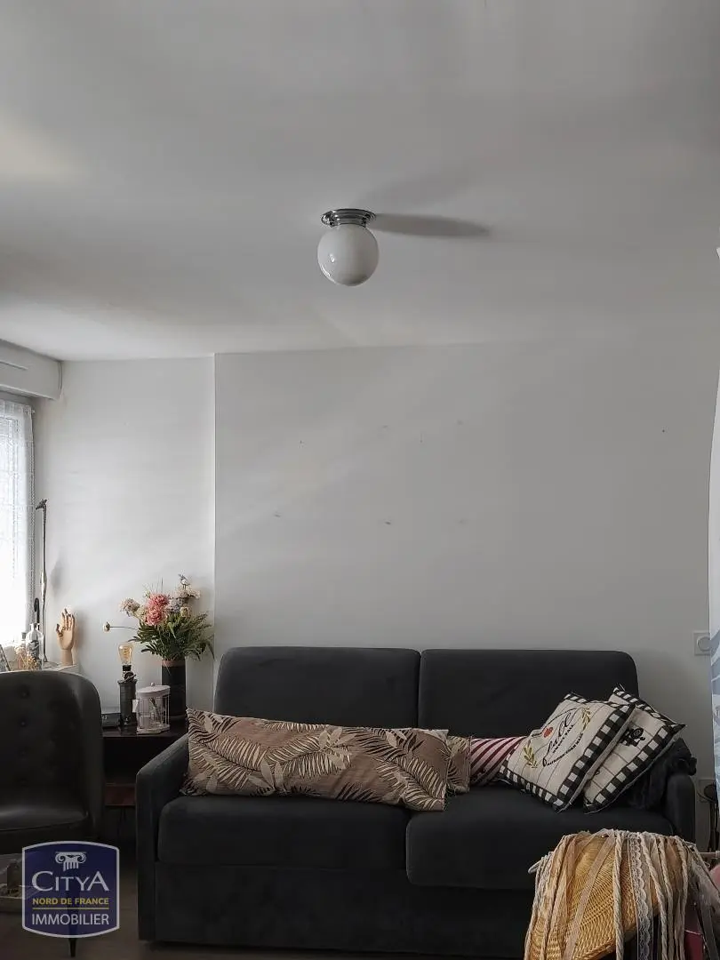 Photo 1 Appartement 1 pièce 24.94m²