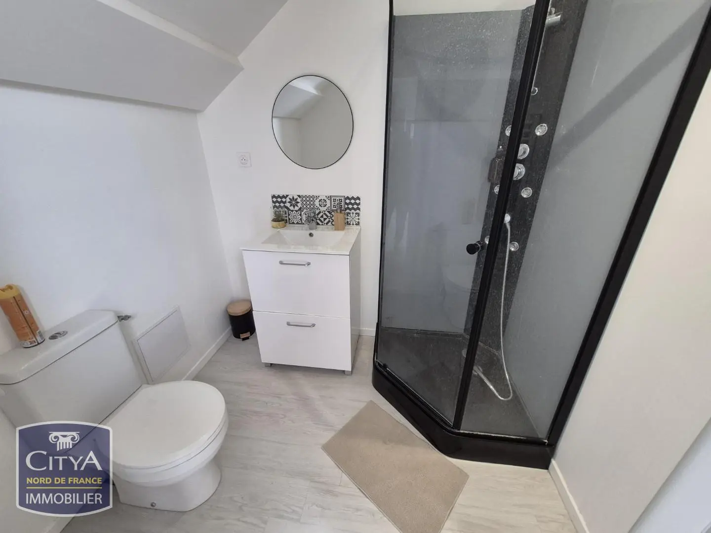 Photo 2 Appartement 1 pièce 15.88m²