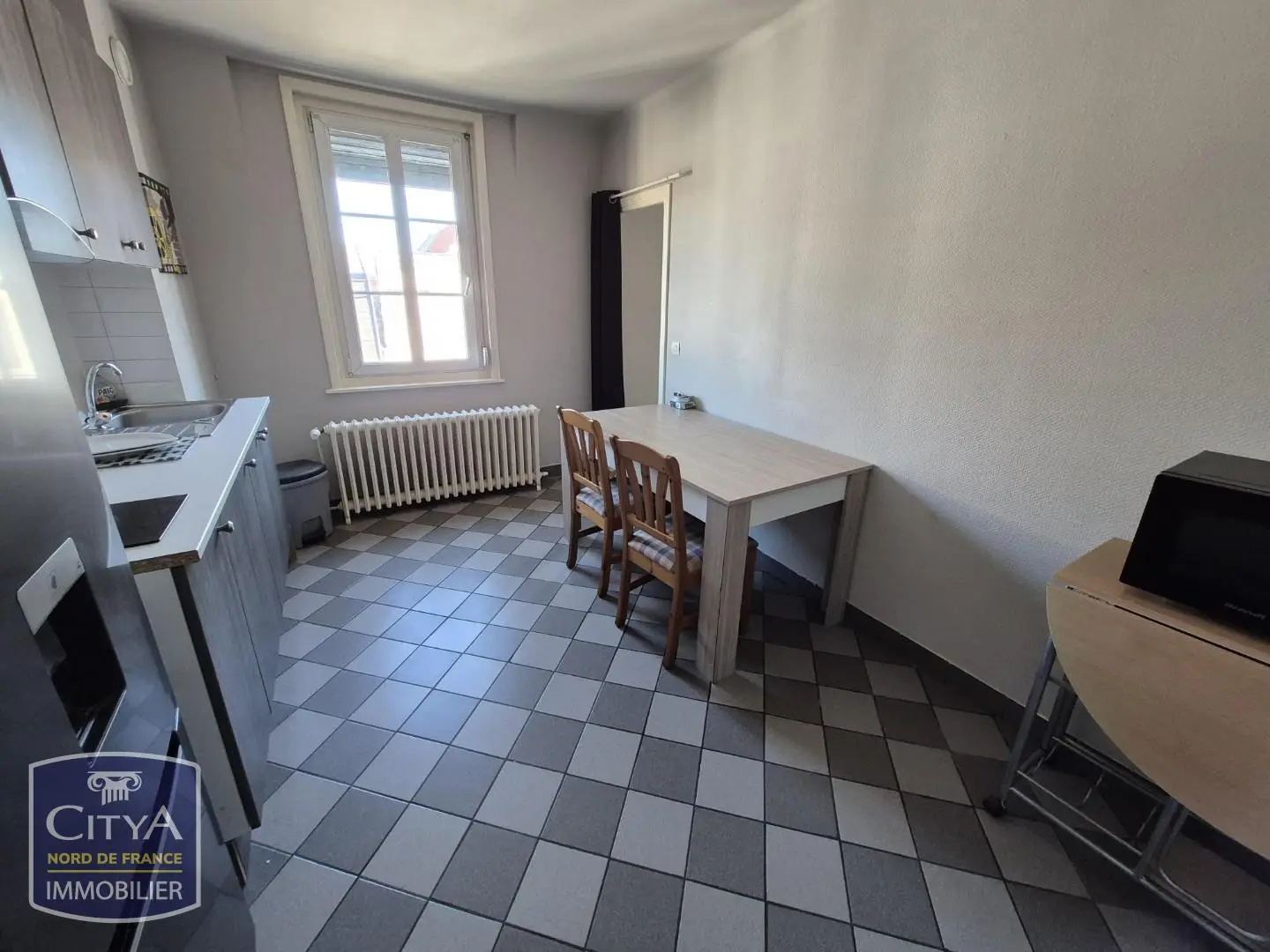 Photo 2 Appartement 1 pièce 24.8m²