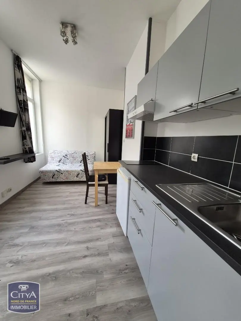 Photo 1 Appartement 1 pièce 13.95m²
