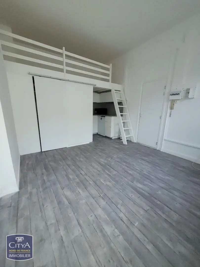 Photo 1 Appartement 1 pièce 18.6m²