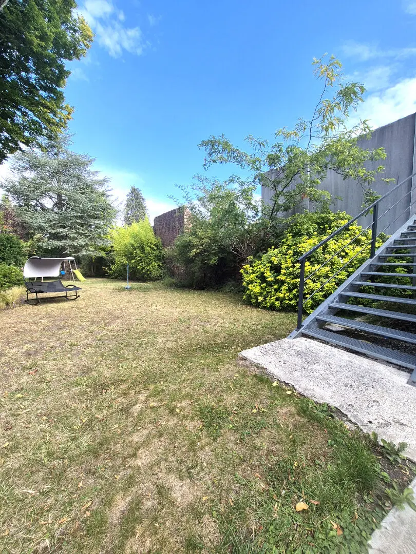 Photo 17 Maison 8 pièces 175m²