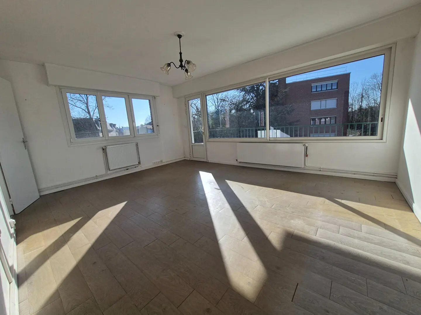 Photo 1 Appartement 3 pièces 82m²