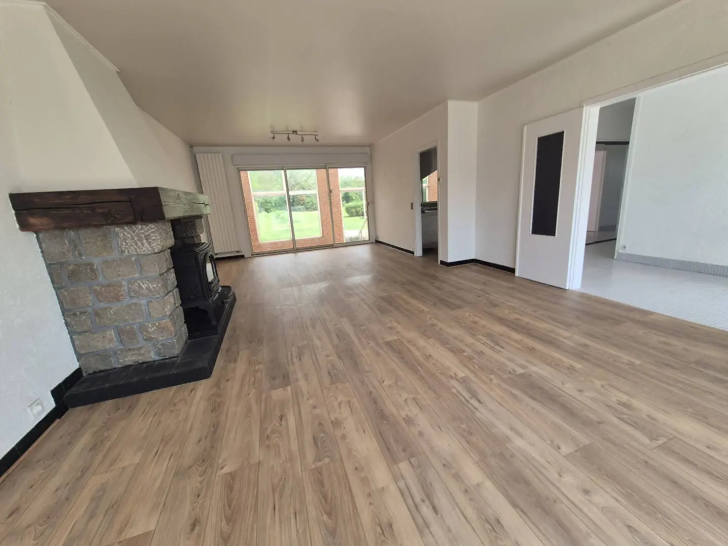 Photo 3 Maison 6 pièces 167m²