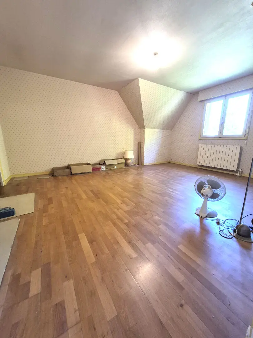 Photo 13 Maison 10 pièces 170m²