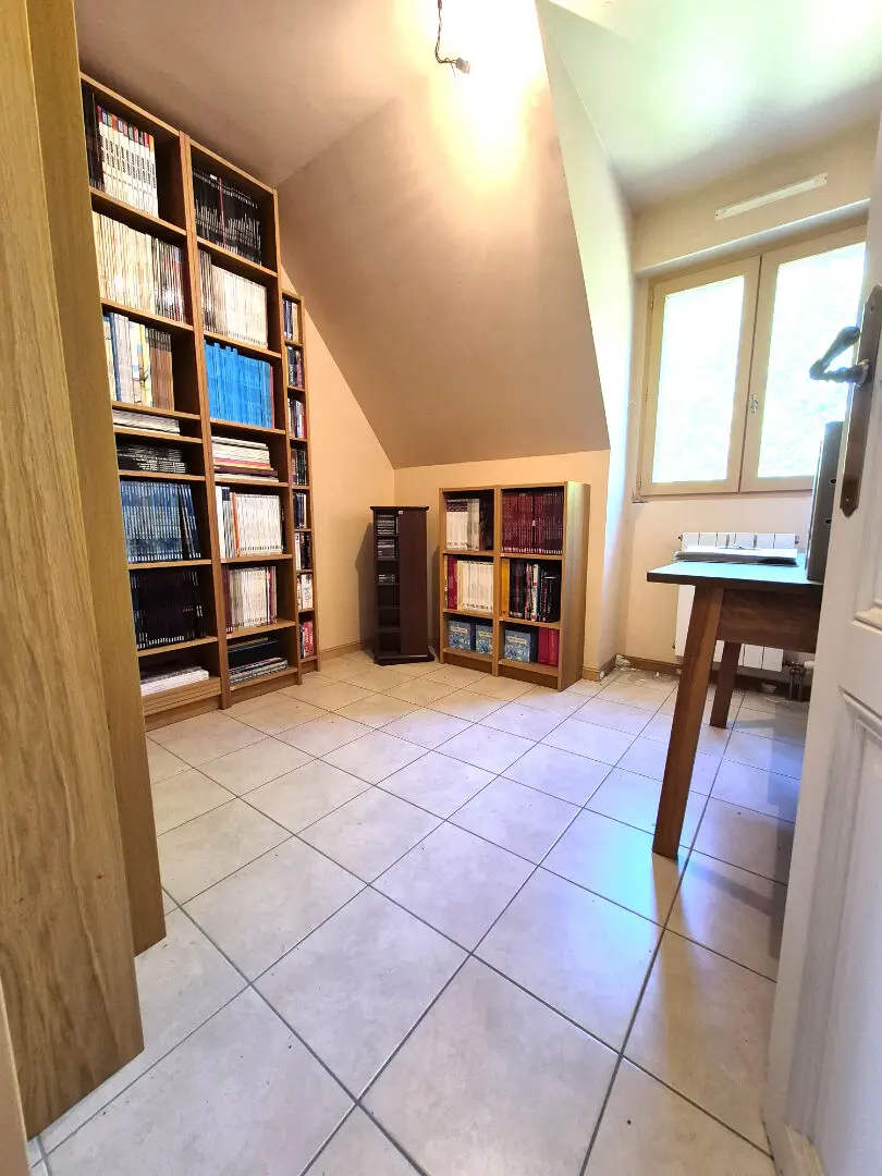 Photo 15 Maison 10 pièces 170m²
