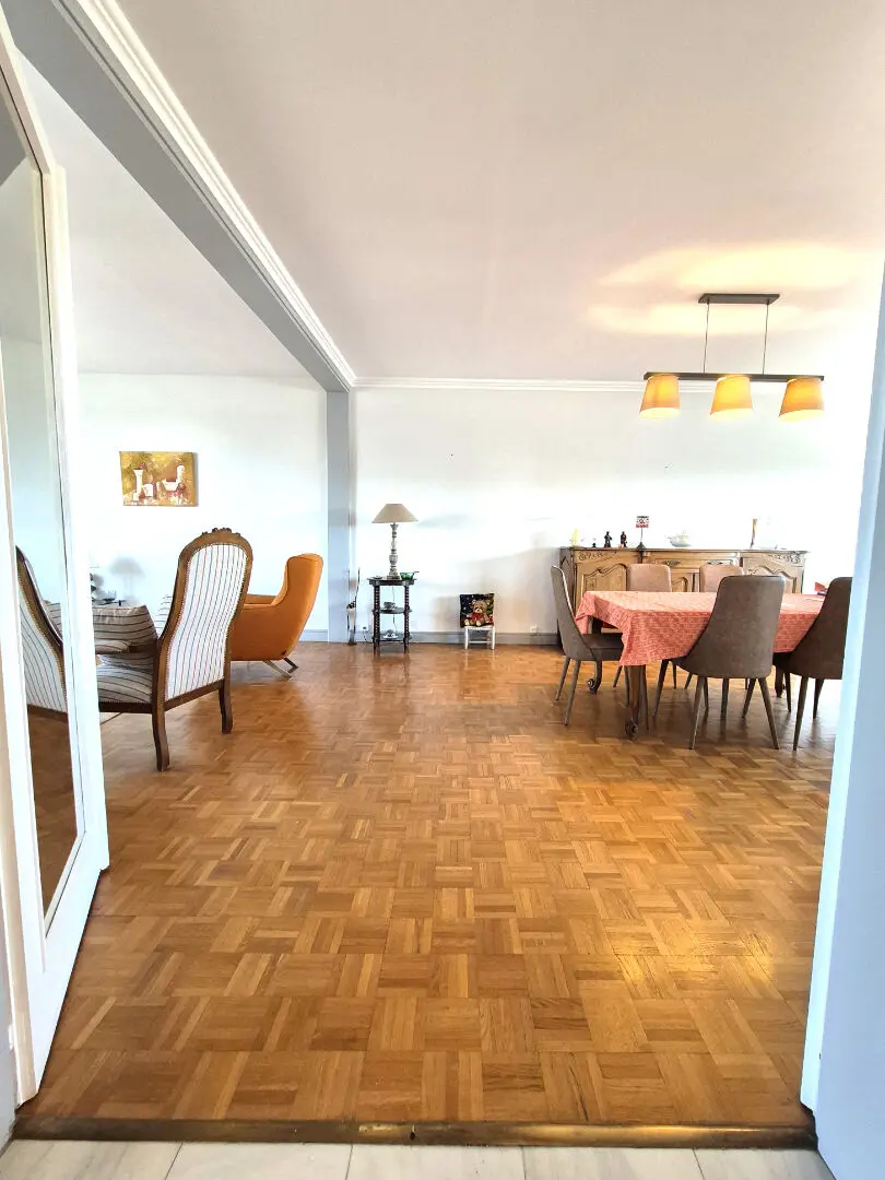 Photo 3 Appartement 6 pièces 125m²