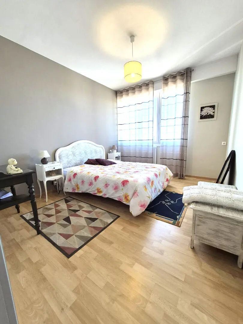Photo 14 Appartement 6 pièces 125m²