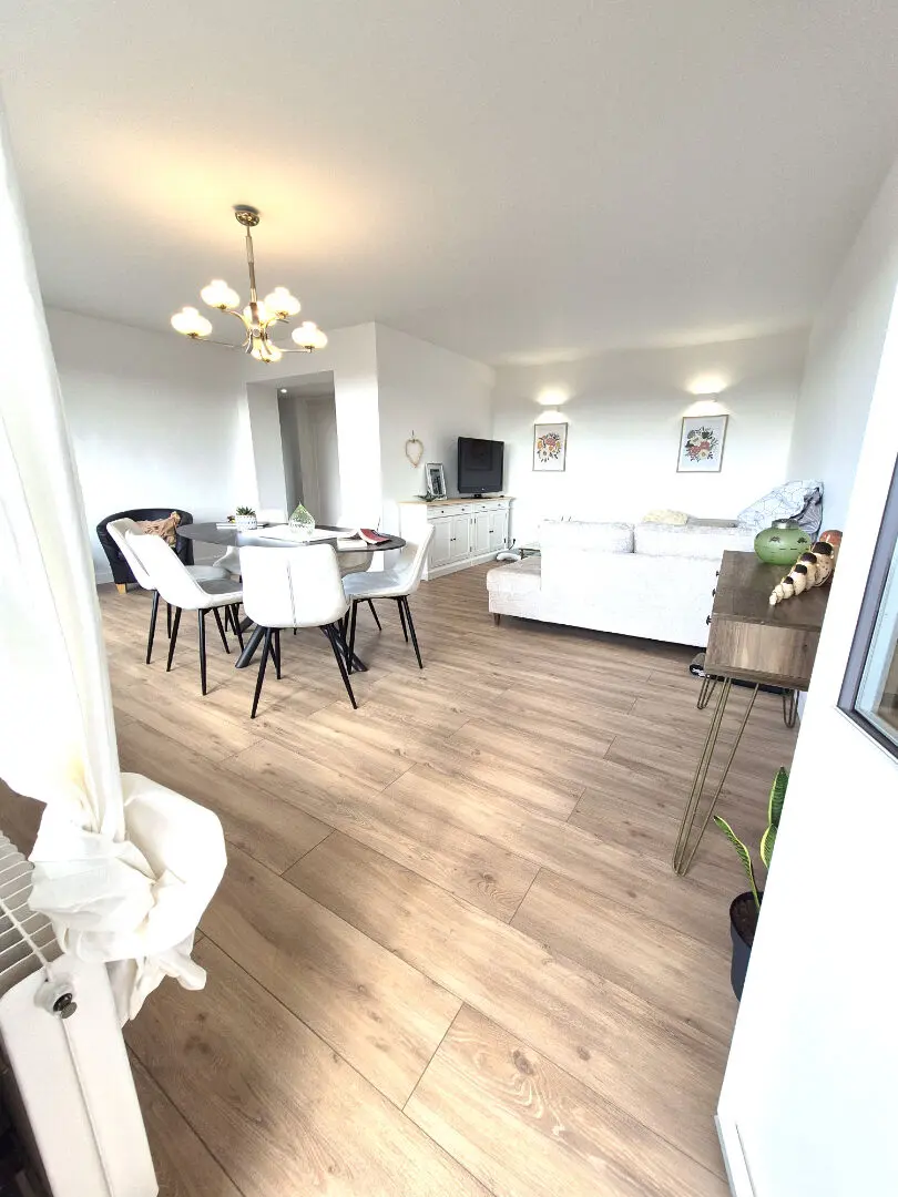 Photo 1 Appartement 3 pièces 82m²