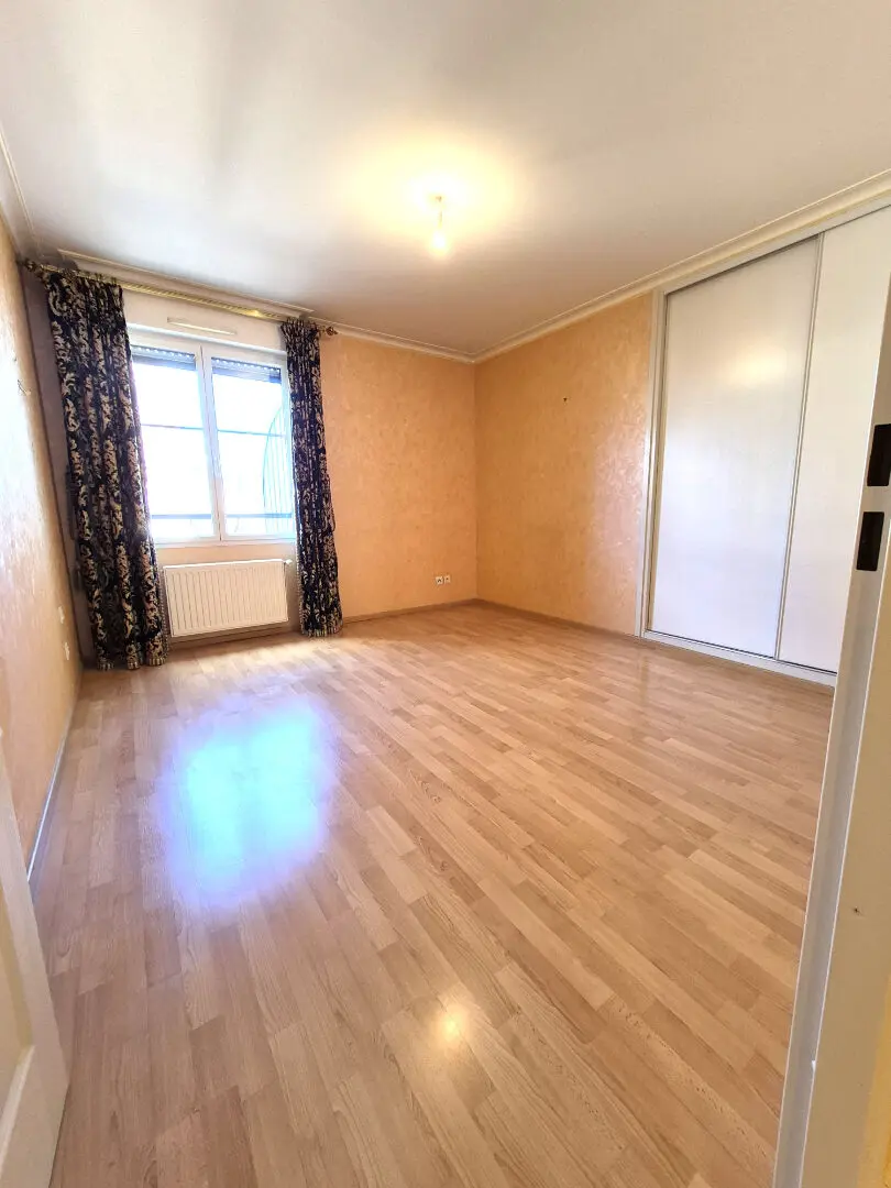 Photo 12 Appartement 3 pièces 131m²