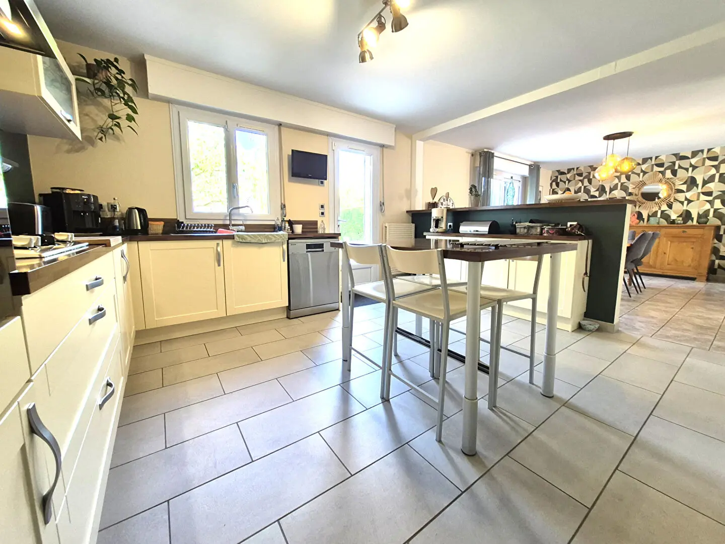 Photo 3 Maison 8 pièces 150m²