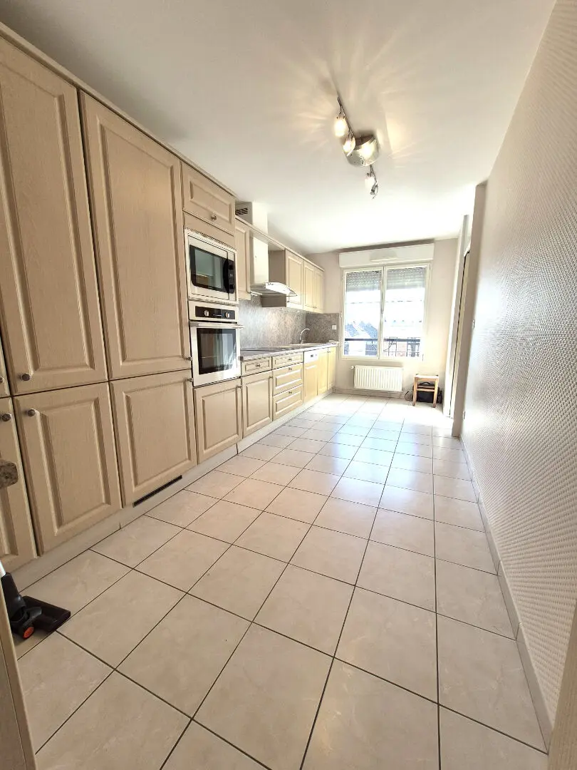 Photo 7 Appartement 3 pièces 131m²
