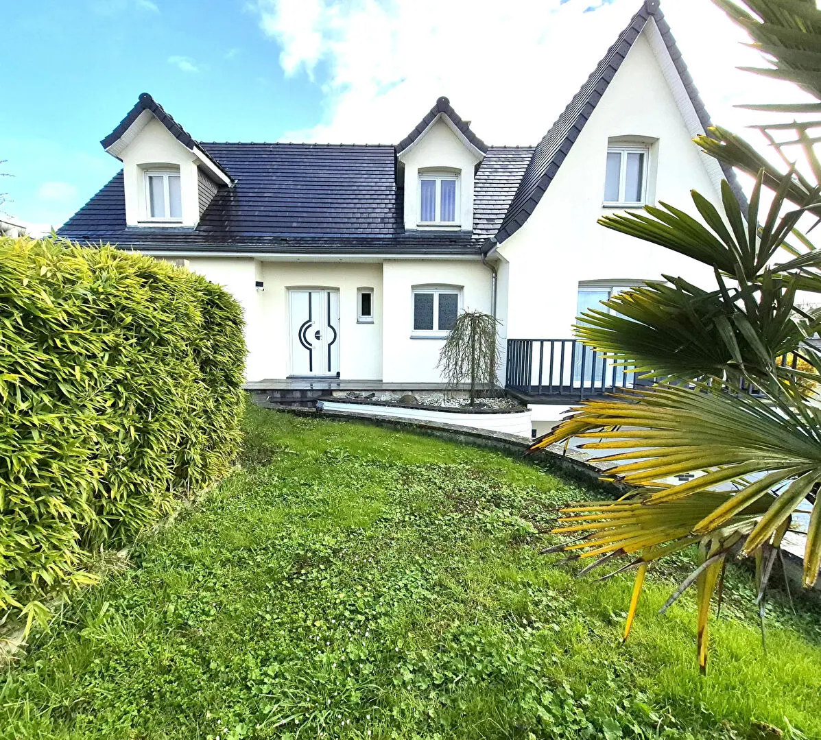 Photo 1 Maison 8 pièces 223m²