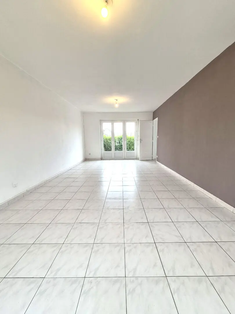 Photo 2 Maison 6 pièces 82m²