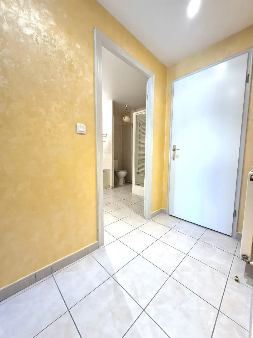 Photo 11 Appartement 3 pièces 131m²