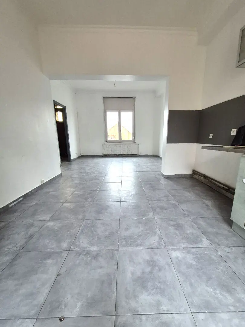 Photo 1 Maison 6 pièces 102m²