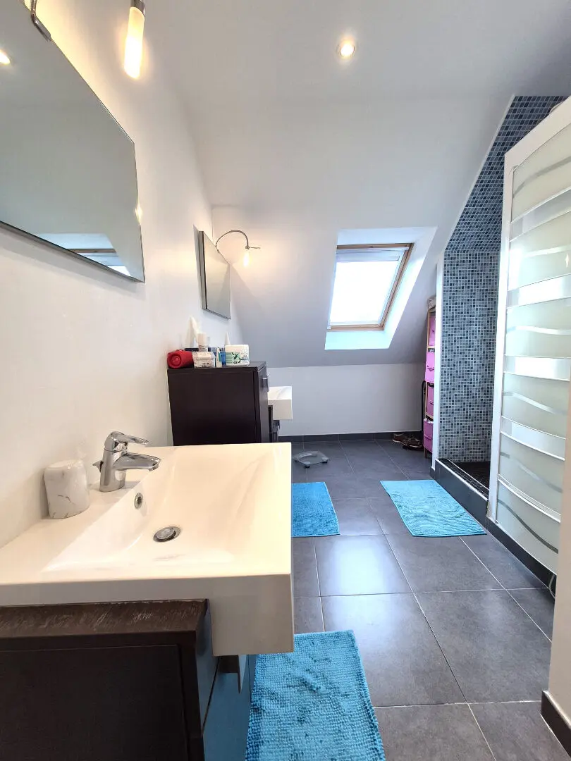Photo 13 Maison 10 pièces 200m²