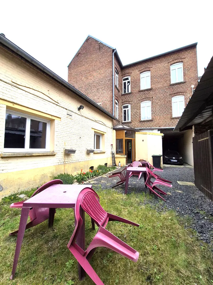 Photo 1 Immeuble 190m²
