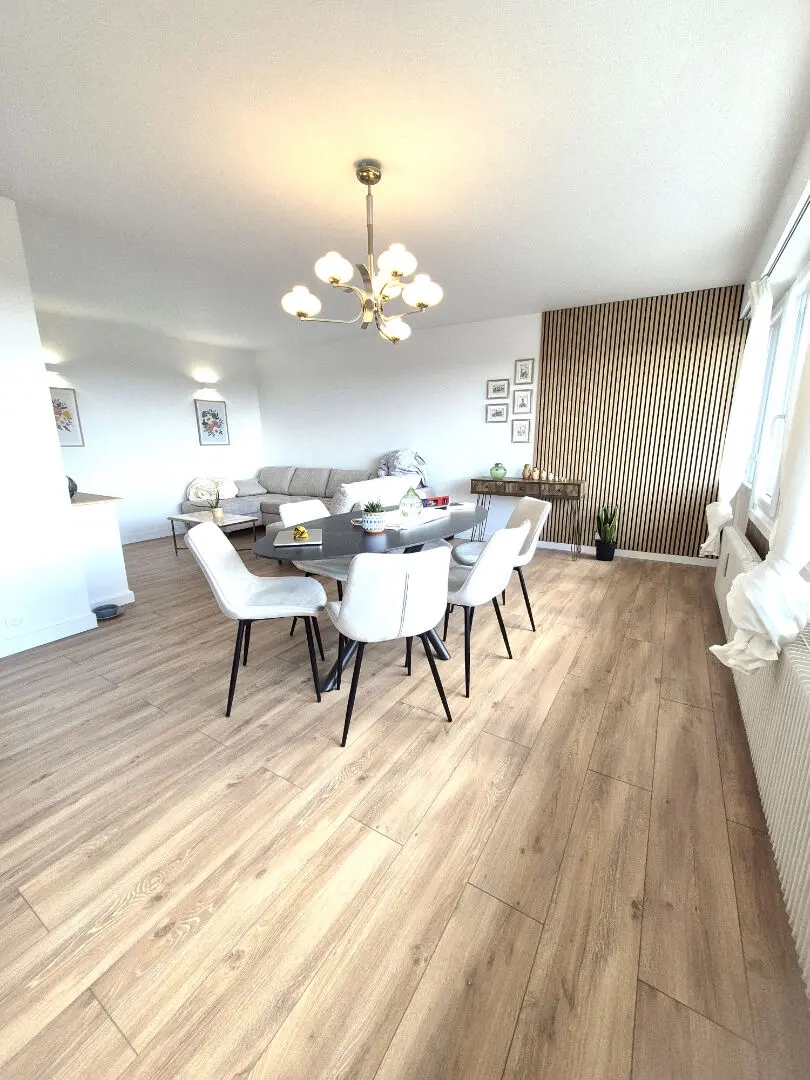 Photo 2 Appartement 3 pièces 82m²