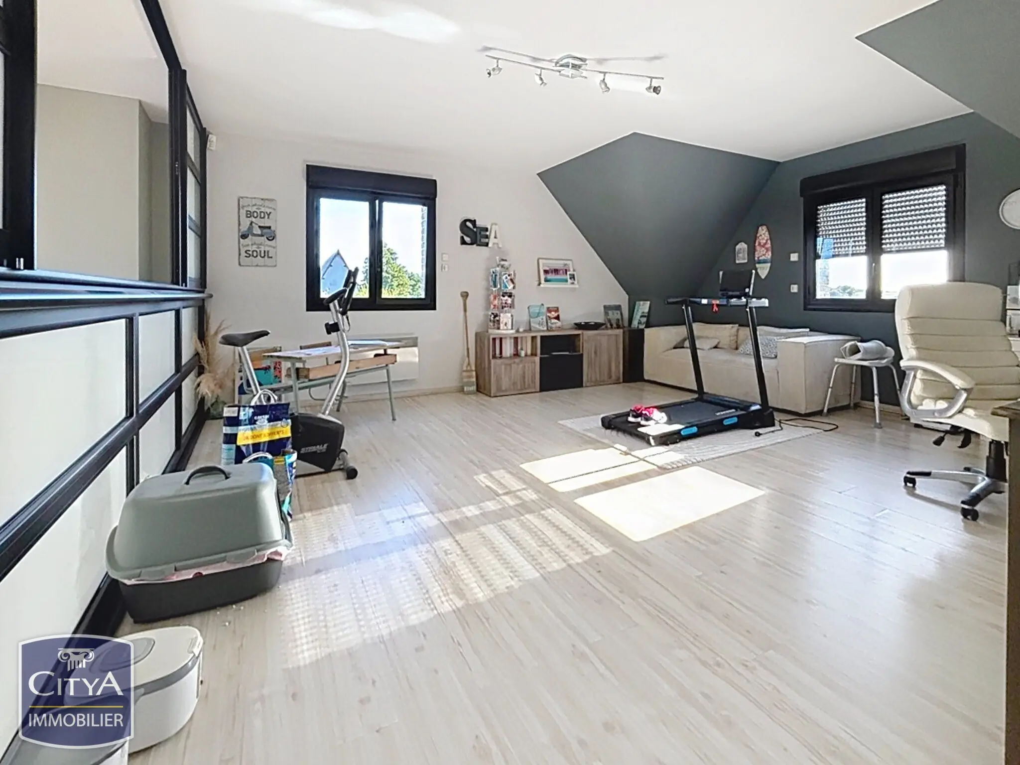Photo 18 Maison 10 pièces 275m²