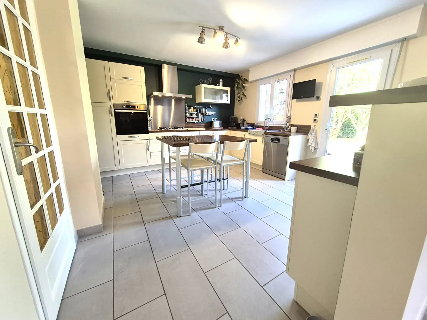 Photo 4 Maison 8 pièces 150m²