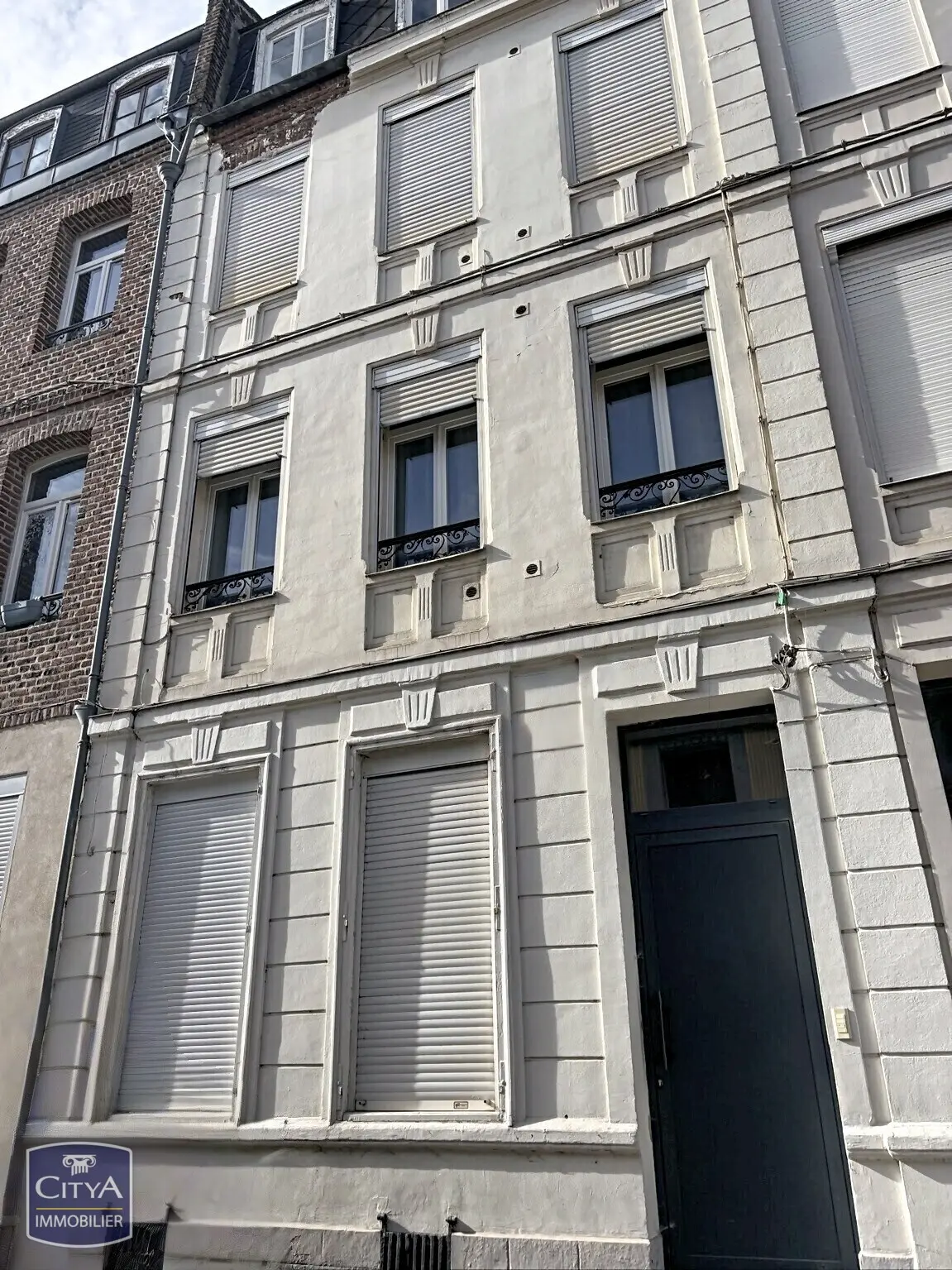 Photo 1 Immeuble 200m²