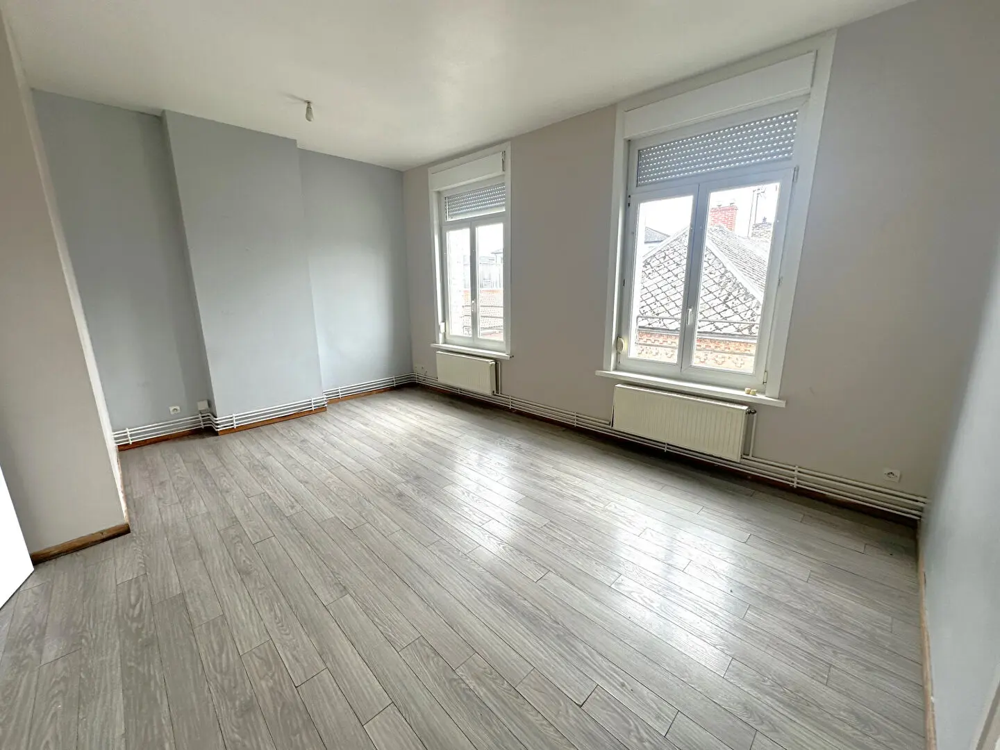 Photo 2 Immeuble 6 pièces 178m²